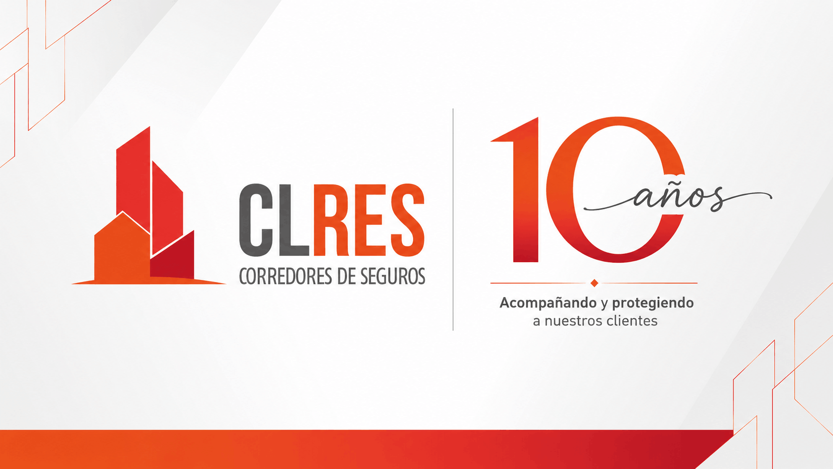 Logotipo de CL RES corredores de seguros con “10 años” y fondo geométrico blanco y rojo.